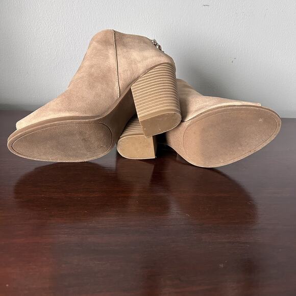 Kenneth Cole Reaction Tan Lasercut Keep Close Peep Toe High Heel Ankle Booties 9 - Picture 9 of 10
